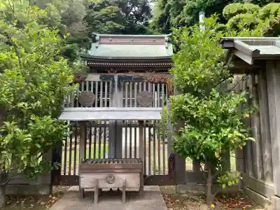 諏訪神社の{uncategorized: "未分類", other: "その他", undefined: "問題あり", building: "その他建物", grave: "お墓", sacred_gate: "鳥居", guardian: "狛犬", statue: "像", buddha: "仏像", history: "歴史", nature: "自然", garden: "庭園", animal: "動物", pagoda: "塔", temizu: "手水舎", mountain_gate: "山門・神門", sanctuary: "本殿・本堂", subordinate: "末社・摂社", art: "芸術", scenery: "景色", jizo: "地蔵", ema: "絵馬", goshuin: "御朱印", omikuji: "おみくじ", items: "授与品その他", amulet: "お守り", goshuincho: "御朱印帳", eats: "食事", festival: "お祭り", votive_dance: "神楽", shichigosan: "七五三参", wedding: "結婚式", experience: "体験その他", initially: "初詣", around: "周辺", anti_infection: "感染症対策"}