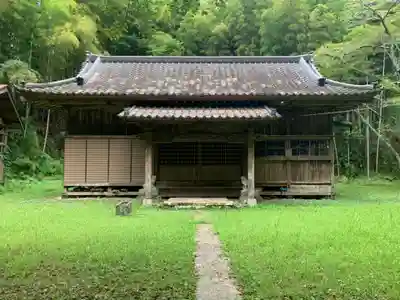 坂本神社の本殿・本堂