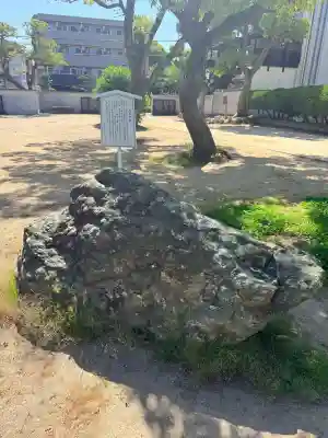真光寺の{uncategorized: "未分類", other: "その他", undefined: "問題あり", building: "その他建物", grave: "お墓", sacred_gate: "鳥居", guardian: "狛犬", statue: "像", buddha: "仏像", history: "歴史", nature: "自然", garden: "庭園", animal: "動物", pagoda: "塔", temizu: "手水舎", mountain_gate: "山門・神門", sanctuary: "本殿・本堂", subordinate: "末社・摂社", art: "芸術", scenery: "景色", jizo: "地蔵", ema: "絵馬", goshuin: "御朱印", omikuji: "おみくじ", items: "授与品その他", amulet: "お守り", goshuincho: "御朱印帳", eats: "食事", festival: "お祭り", votive_dance: "神楽", shichigosan: "七五三参", wedding: "結婚式", experience: "体験その他", initially: "初詣", around: "周辺", anti_infection: "感染症対策"}