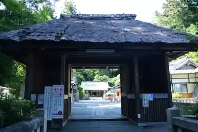 川勾神社の山門・神門