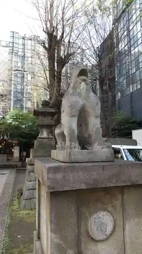 稲荷鬼王神社の狛犬