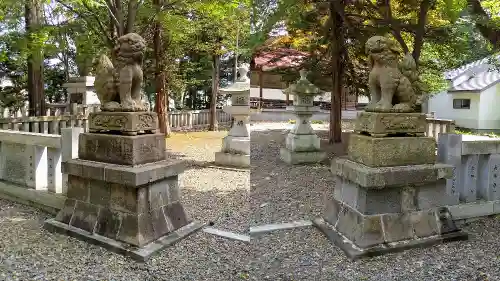 妹背牛神社の狛犬