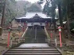 満願寺の本殿