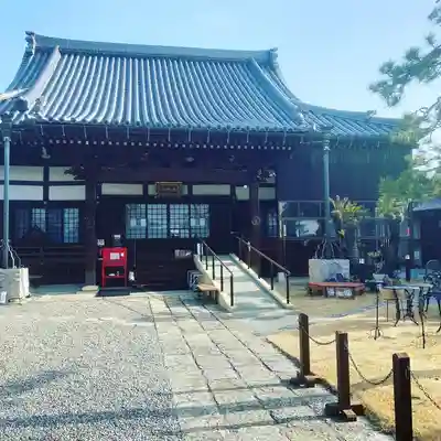 宣隆寺の本殿・本堂