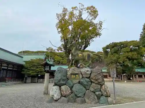 真清田神社の狛犬