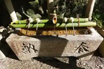 高山八幡宮の手水舎