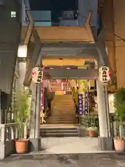 烏森神社の鳥居