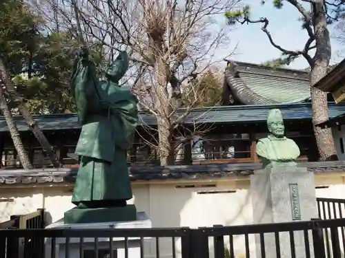 香取神社の像