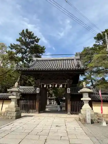 高砂神社の{uncategorized: "未分類", other: "その他", undefined: "問題あり", building: "その他建物", grave: "お墓", sacred_gate: "鳥居", guardian: "狛犬", statue: "像", buddha: "仏像", history: "歴史", nature: "自然", garden: "庭園", animal: "動物", pagoda: "塔", temizu: "手水舎", mountain_gate: "山門・神門", sanctuary: "本殿・本堂", subordinate: "末社・摂社", art: "芸術", scenery: "景色", jizo: "地蔵", ema: "絵馬", goshuin: "御朱印", omikuji: "おみくじ", items: "授与品その他", amulet: "お守り", goshuincho: "御朱印帳", eats: "食事", festival: "お祭り", votive_dance: "神楽", shichigosan: "七五三参", wedding: "結婚式", experience: "体験その他", initially: "初詣", around: "周辺", anti_infection: "感染症対策"}