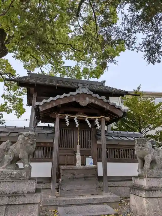 春日神社の{uncategorized: "未分類", other: "その他", undefined: "問題あり", building: "その他建物", grave: "お墓", sacred_gate: "鳥居", guardian: "狛犬", statue: "像", buddha: "仏像", history: "歴史", nature: "自然", garden: "庭園", animal: "動物", pagoda: "塔", temizu: "手水舎", mountain_gate: "山門・神門", sanctuary: "本殿・本堂", subordinate: "末社・摂社", art: "芸術", scenery: "景色", jizo: "地蔵", ema: "絵馬", goshuin: "御朱印", omikuji: "おみくじ", items: "授与品その他", amulet: "お守り", goshuincho: "御朱印帳", eats: "食事", festival: "お祭り", votive_dance: "神楽", shichigosan: "七五三参", wedding: "結婚式", experience: "体験その他", initially: "初詣", around: "周辺", anti_infection: "感染症対策"}
