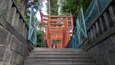 花園稲荷神社の鳥居