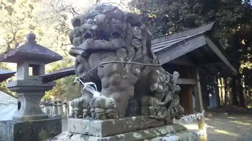 宇迦神社の狛犬