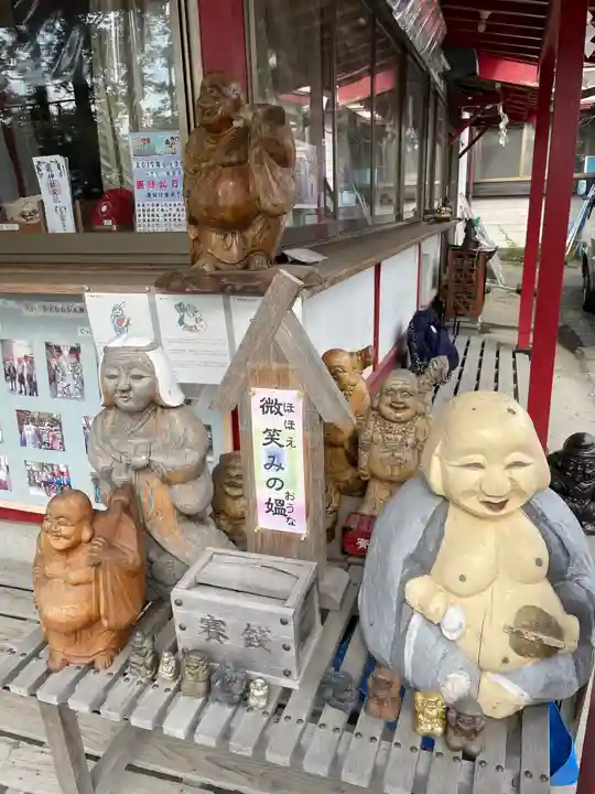 法霊山龗神社の像