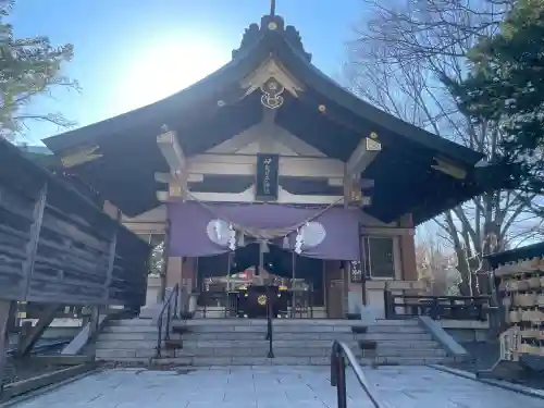 彌彦神社　(伊夜日子神社)の本殿・本堂