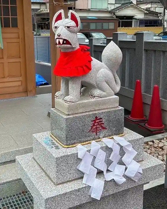 久助稲荷神社の狛犬