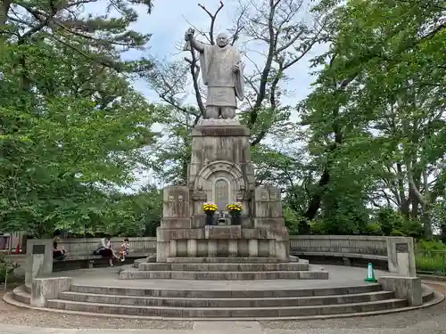 池上本門寺の像