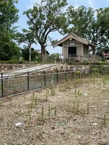 法園寺の本殿・本堂