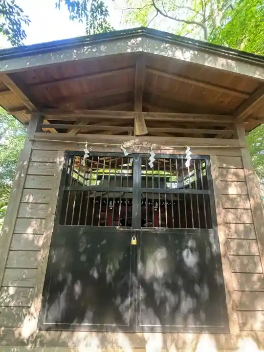 貫井神社の{uncategorized: "未分類", other: "その他", undefined: "問題あり", building: "その他建物", grave: "お墓", sacred_gate: "鳥居", guardian: "狛犬", statue: "像", buddha: "仏像", history: "歴史", nature: "自然", garden: "庭園", animal: "動物", pagoda: "塔", temizu: "手水舎", mountain_gate: "山門・神門", sanctuary: "本殿・本堂", subordinate: "末社・摂社", art: "芸術", scenery: "景色", jizo: "地蔵", ema: "絵馬", goshuin: "御朱印", omikuji: "おみくじ", items: "授与品その他", amulet: "お守り", goshuincho: "御朱印帳", eats: "食事", festival: "お祭り", votive_dance: "神楽", shichigosan: "七五三参", wedding: "結婚式", experience: "体験その他", initially: "初詣", around: "周辺", anti_infection: "感染症対策"}