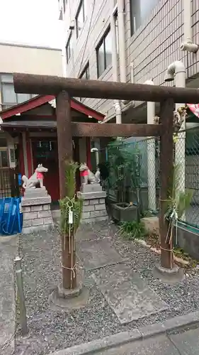 改代稲荷神社の鳥居