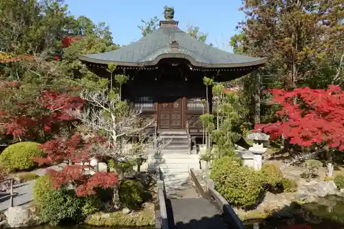 清凉寺の末社