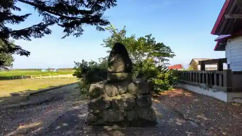 下メム神社の末社