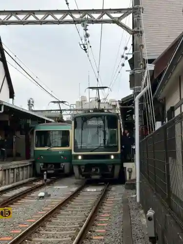 龍宮（江島神社）の{uncategorized: "未分類", other: "その他", undefined: "問題あり", building: "その他建物", grave: "お墓", sacred_gate: "鳥居", guardian: "狛犬", statue: "像", buddha: "仏像", history: "歴史", nature: "自然", garden: "庭園", animal: "動物", pagoda: "塔", temizu: "手水舎", mountain_gate: "山門・神門", sanctuary: "本殿・本堂", subordinate: "末社・摂社", art: "芸術", scenery: "景色", jizo: "地蔵", ema: "絵馬", goshuin: "御朱印", omikuji: "おみくじ", items: "授与品その他", amulet: "お守り", goshuincho: "御朱印帳", eats: "食事", festival: "お祭り", votive_dance: "神楽", shichigosan: "七五三参", wedding: "結婚式", experience: "体験その他", initially: "初詣", around: "周辺", anti_infection: "感染症対策"}