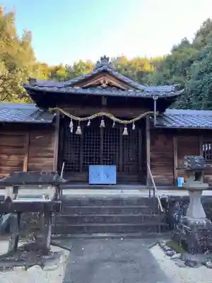 虫鹿神社(前原)の本殿・本堂