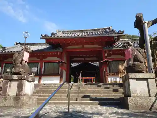 氷室神社の山門