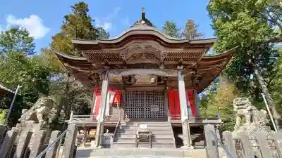 荒穂神社の本殿