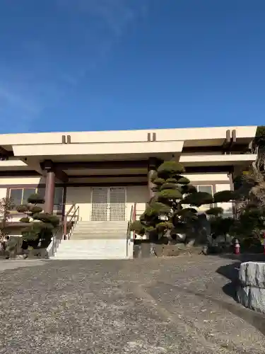 大聖寺(波切不動尊)の{uncategorized: "未分類", other: "その他", undefined: "問題あり", building: "その他建物", grave: "お墓", sacred_gate: "鳥居", guardian: "狛犬", statue: "像", buddha: "仏像", history: "歴史", nature: "自然", garden: "庭園", animal: "動物", pagoda: "塔", temizu: "手水舎", mountain_gate: "山門・神門", sanctuary: "本殿・本堂", subordinate: "末社・摂社", art: "芸術", scenery: "景色", jizo: "地蔵", ema: "絵馬", goshuin: "御朱印", omikuji: "おみくじ", items: "授与品その他", amulet: "お守り", goshuincho: "御朱印帳", eats: "食事", festival: "お祭り", votive_dance: "神楽", shichigosan: "七五三参", wedding: "結婚式", experience: "体験その他", initially: "初詣", around: "周辺", anti_infection: "感染症対策"}