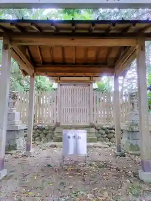 仲神社の本殿・本堂