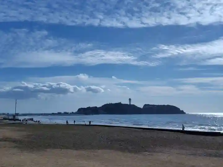 鶴岡八幡宮の周辺