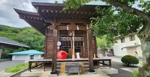 信夫山天満宮の本殿・本堂