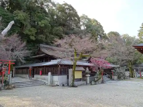 長等神社の本殿