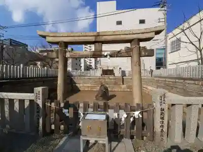 宿院頓宮の{uncategorized: "未分類", other: "その他", undefined: "問題あり", building: "その他建物", grave: "お墓", sacred_gate: "鳥居", guardian: "狛犬", statue: "像", buddha: "仏像", history: "歴史", nature: "自然", garden: "庭園", animal: "動物", pagoda: "塔", temizu: "手水舎", mountain_gate: "山門・神門", sanctuary: "本殿・本堂", subordinate: "末社・摂社", art: "芸術", scenery: "景色", jizo: "地蔵", ema: "絵馬", goshuin: "御朱印", omikuji: "おみくじ", items: "授与品その他", amulet: "お守り", goshuincho: "御朱印帳", eats: "食事", festival: "お祭り", votive_dance: "神楽", shichigosan: "七五三参", wedding: "結婚式", experience: "体験その他", initially: "初詣", around: "周辺", anti_infection: "感染症対策"}
