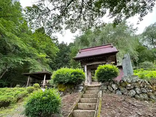 昌福寺の山門