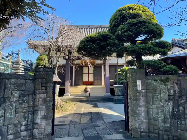 観静院の{uncategorized: "未分類", other: "その他", undefined: "問題あり", building: "その他建物", grave: "お墓", sacred_gate: "鳥居", guardian: "狛犬", statue: "像", buddha: "仏像", history: "歴史", nature: "自然", garden: "庭園", animal: "動物", pagoda: "塔", temizu: "手水舎", mountain_gate: "山門・神門", sanctuary: "本殿・本堂", subordinate: "末社・摂社", art: "芸術", scenery: "景色", jizo: "地蔵", ema: "絵馬", goshuin: "御朱印", omikuji: "おみくじ", items: "授与品その他", amulet: "お守り", goshuincho: "御朱印帳", eats: "食事", festival: "お祭り", votive_dance: "神楽", shichigosan: "七五三参", wedding: "結婚式", experience: "体験その他", initially: "初詣", around: "周辺", anti_infection: "感染症対策"}