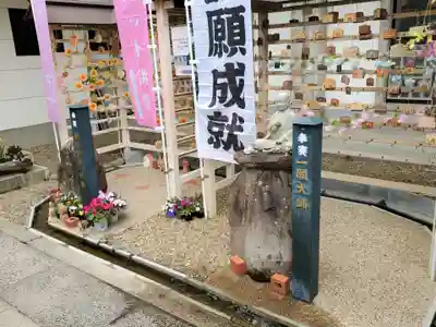 華蔵院（華藏院）の像