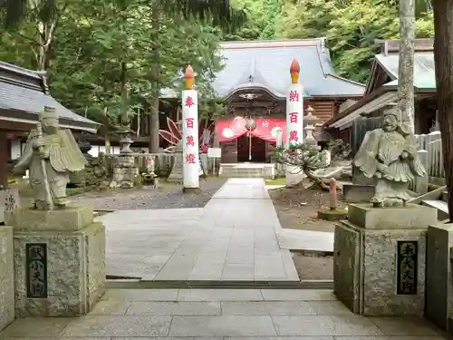 迦葉山龍華院弥勒護国禅寺（弥勒寺）の像