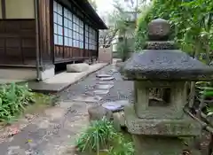 中院の建物その他