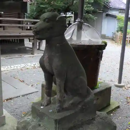 嶺御嶽神社の狛犬