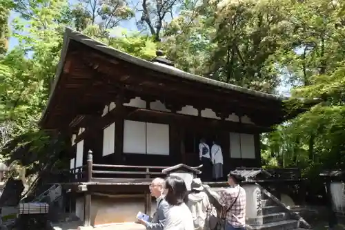 石山寺の末社