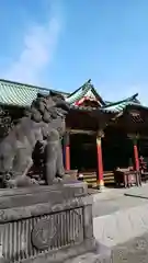 根津神社の本殿