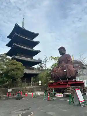 八事山 興正寺の仏像