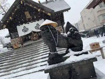 札幌諏訪神社の狛犬