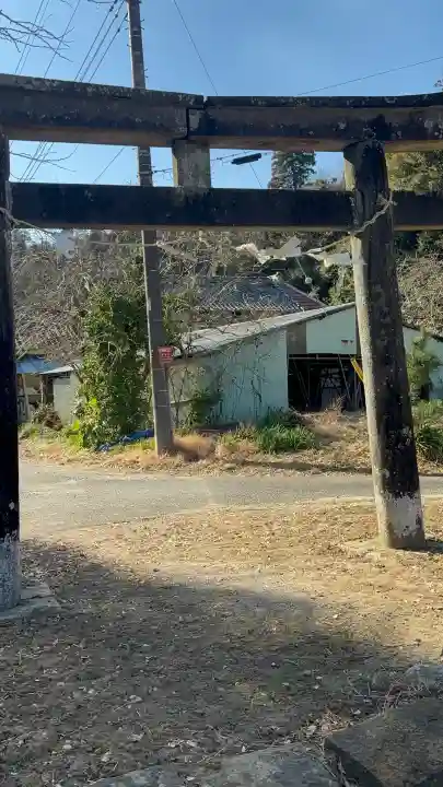御嶽神社の{uncategorized: "未分類", other: "その他", undefined: "問題あり", building: "その他建物", grave: "お墓", sacred_gate: "鳥居", guardian: "狛犬", statue: "像", buddha: "仏像", history: "歴史", nature: "自然", garden: "庭園", animal: "動物", pagoda: "塔", temizu: "手水舎", mountain_gate: "山門・神門", sanctuary: "本殿・本堂", subordinate: "末社・摂社", art: "芸術", scenery: "景色", jizo: "地蔵", ema: "絵馬", goshuin: "御朱印", omikuji: "おみくじ", items: "授与品その他", amulet: "お守り", goshuincho: "御朱印帳", eats: "食事", festival: "お祭り", votive_dance: "神楽", shichigosan: "七五三参", wedding: "結婚式", experience: "体験その他", initially: "初詣", around: "周辺", anti_infection: "感染症対策"}