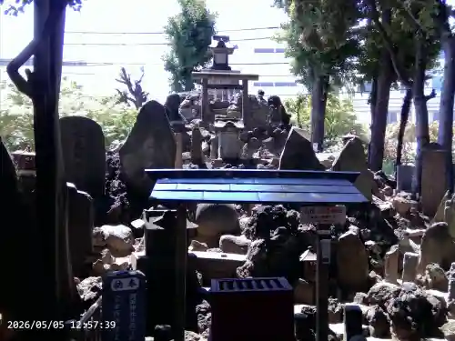 羽田神社の{uncategorized: "未分類", other: "その他", undefined: "問題あり", building: "その他建物", grave: "お墓", sacred_gate: "鳥居", guardian: "狛犬", statue: "像", buddha: "仏像", history: "歴史", nature: "自然", garden: "庭園", animal: "動物", pagoda: "塔", temizu: "手水舎", mountain_gate: "山門・神門", sanctuary: "本殿・本堂", subordinate: "末社・摂社", art: "芸術", scenery: "景色", jizo: "地蔵", ema: "絵馬", goshuin: "御朱印", omikuji: "おみくじ", items: "授与品その他", amulet: "お守り", goshuincho: "御朱印帳", eats: "食事", festival: "お祭り", votive_dance: "神楽", shichigosan: "七五三参", wedding: "結婚式", experience: "体験その他", initially: "初詣", around: "周辺", anti_infection: "感染症対策"}