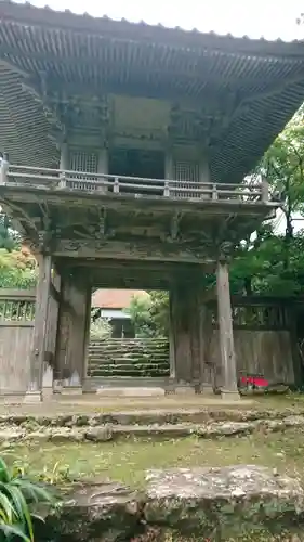 岩瀧寺の山門