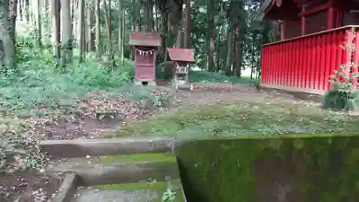 高尾神社の末社・摂社