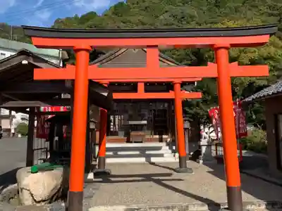多度稲荷神社の鳥居